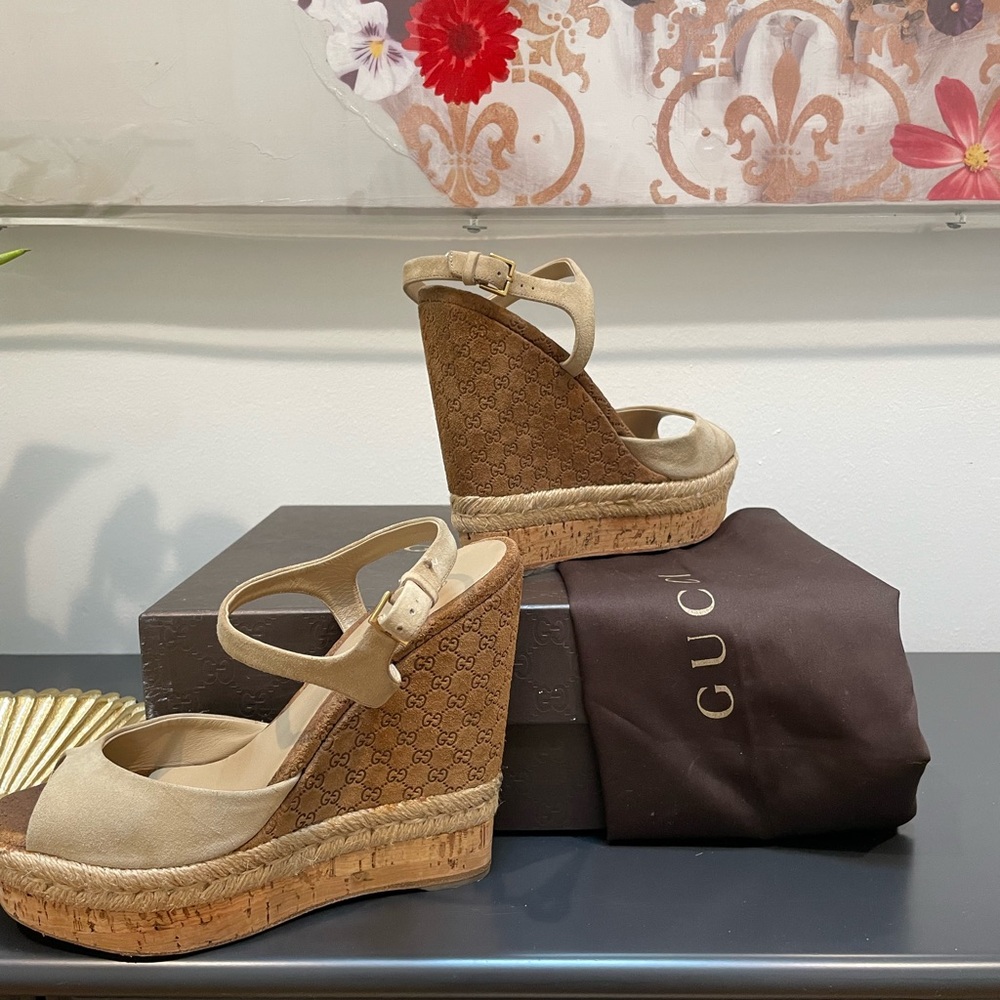 Gucci Suede Wedge Sandals $250 Make an offer!